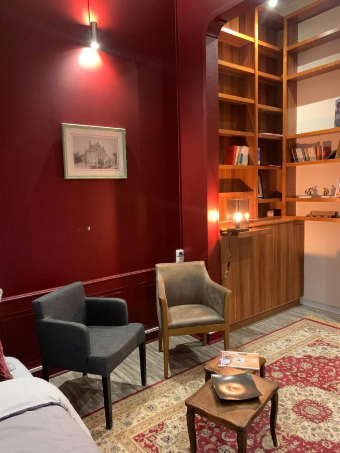 Au Pied Du Beffroy Apartment Arras Bagian luar foto