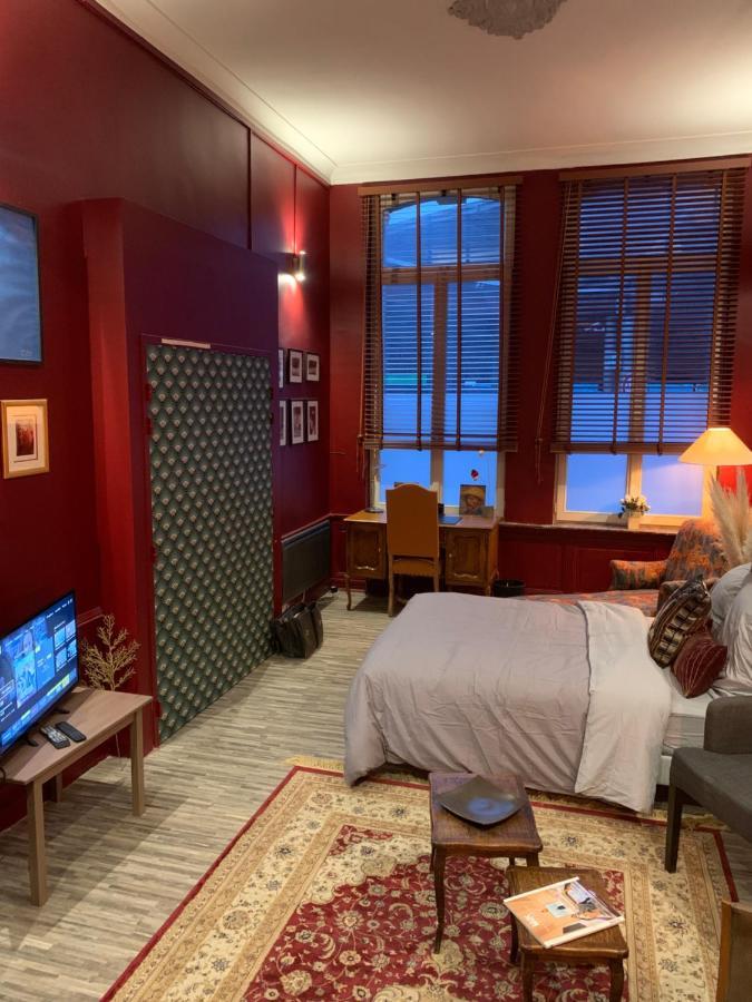 Au Pied Du Beffroy Apartment Arras Bagian luar foto